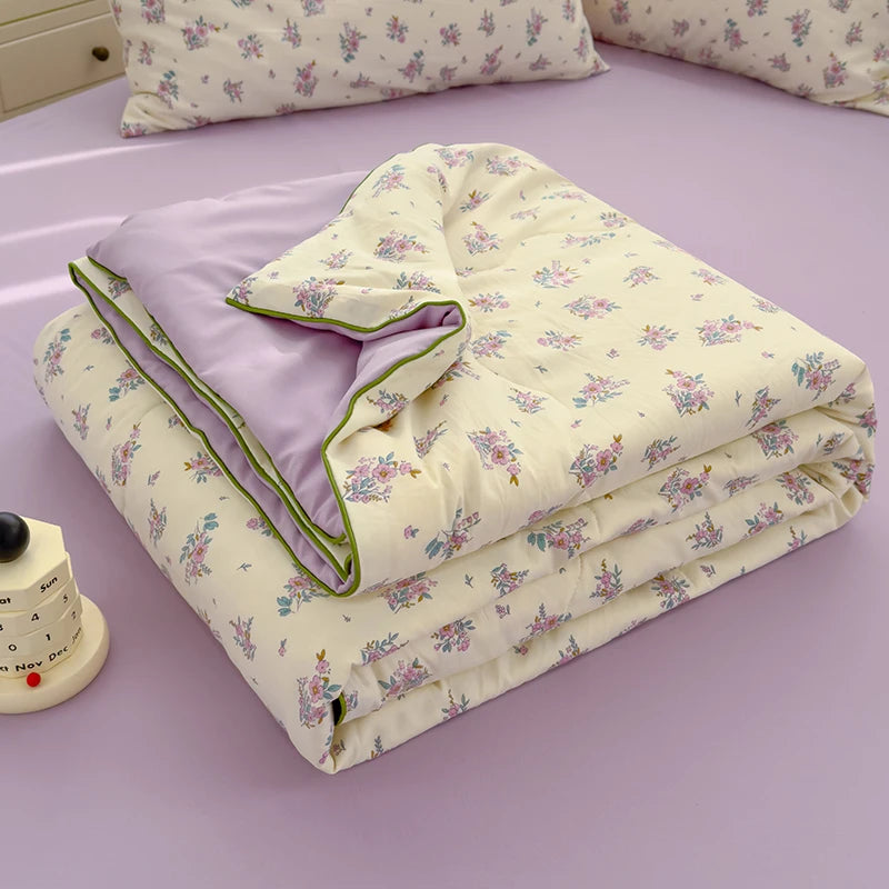 Reversible Quilt Set | Soft Lightweight Bedding with Two-Sided Design