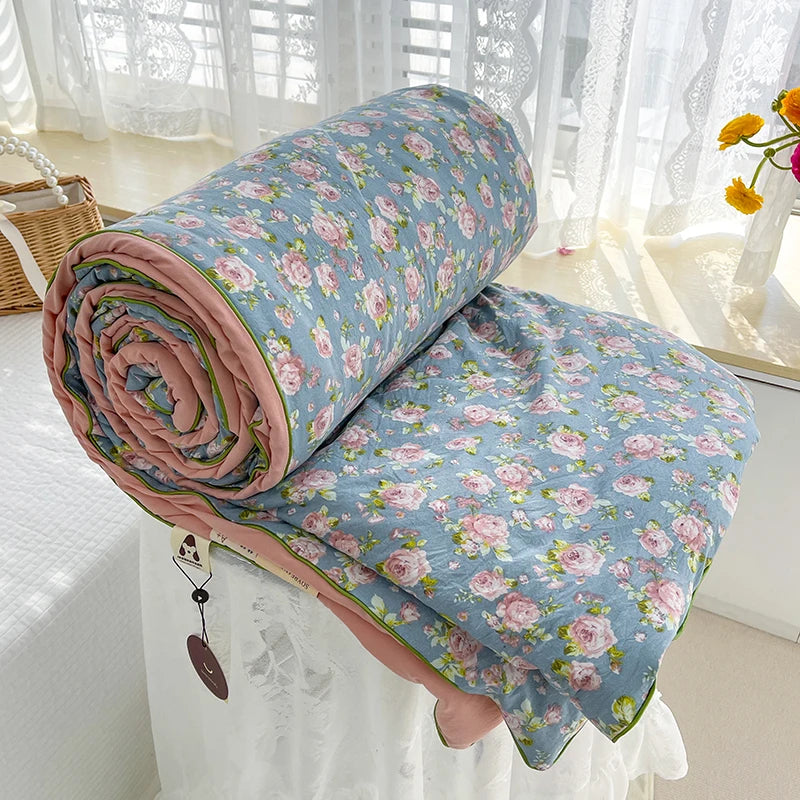 Reversible Quilt Set | Soft Lightweight Bedding with Two-Sided Design