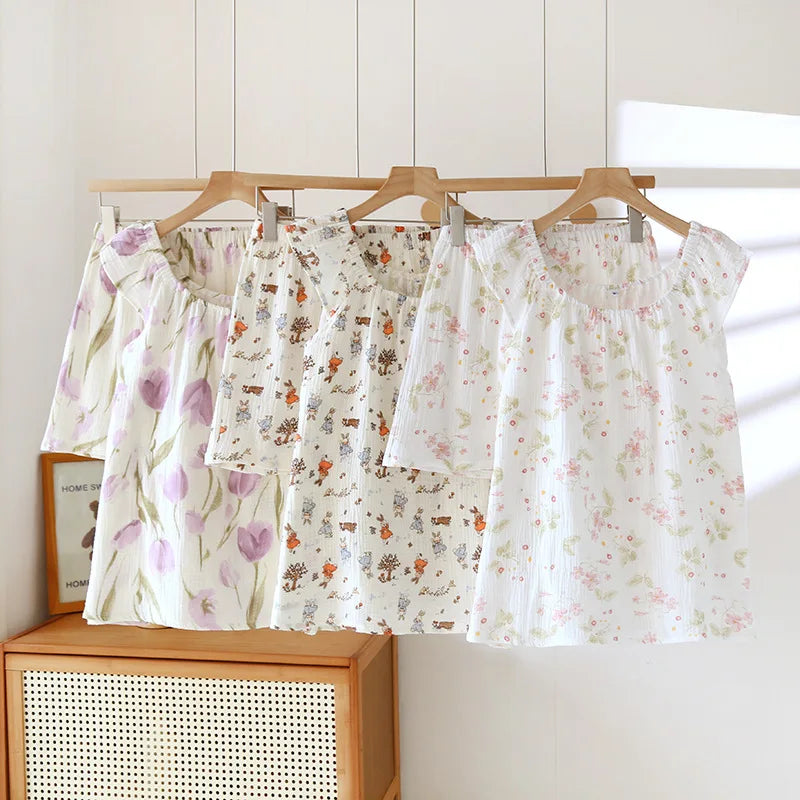 Sexy Pajama Set for Women – Elegant Sleepwear with Alluring Comfort