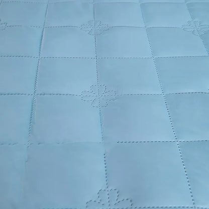 Best Blankets for Summer | Lightweight, Breathable & Cool Comfort