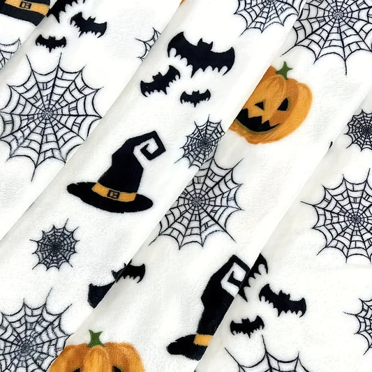 Halloween Throw Blanket with Spooky Seasonal Design – Soft & Warm Fleece