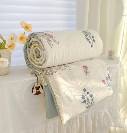 Reversible Quilt Set | Soft Lightweight Bedding with Two-Sided Design