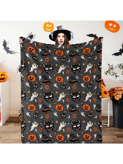 Halloween Throw Blanket with Spooky Seasonal Design – Soft & Warm Fleece