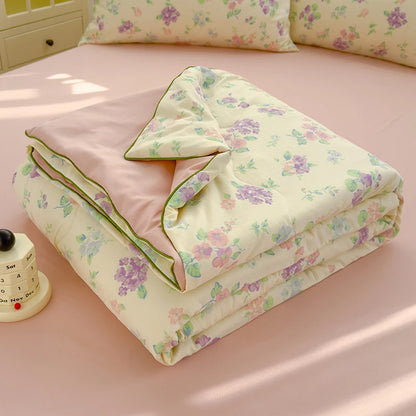 Reversible Quilt Set | Soft Lightweight Bedding with Two-Sided Design