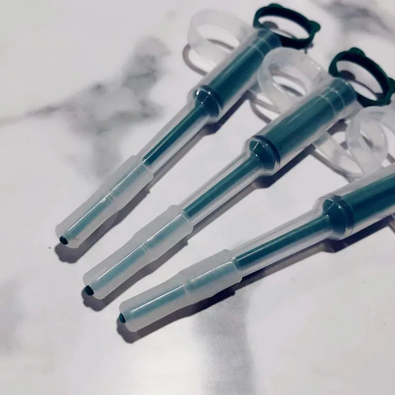 Pet Medicine Feeder Dispenser – Easy Oral Syringe Tool for Dogs & Cats